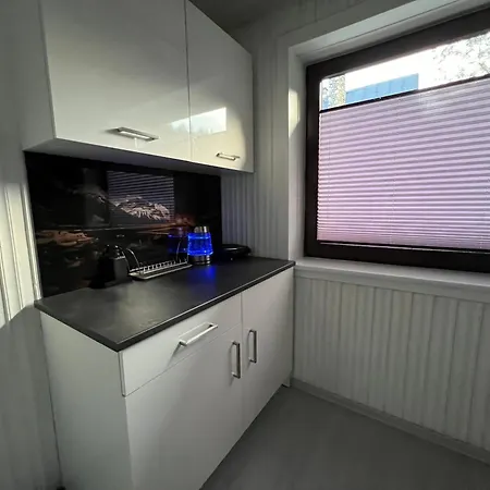 Double Parking Free Wifi Smart Tv Two Bedrooms アパート ザコパネ