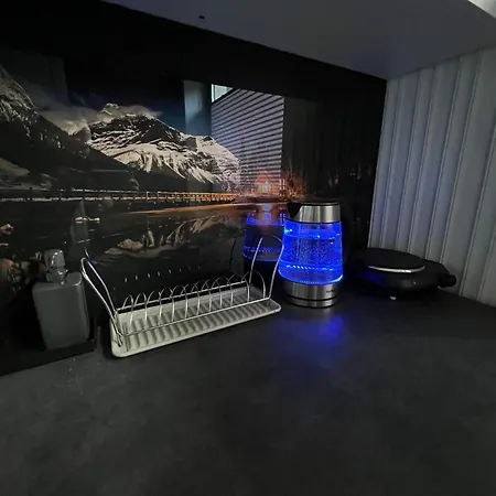 Double Parking Free Wifi Smart Tv Two Bedrooms * ザコパネ